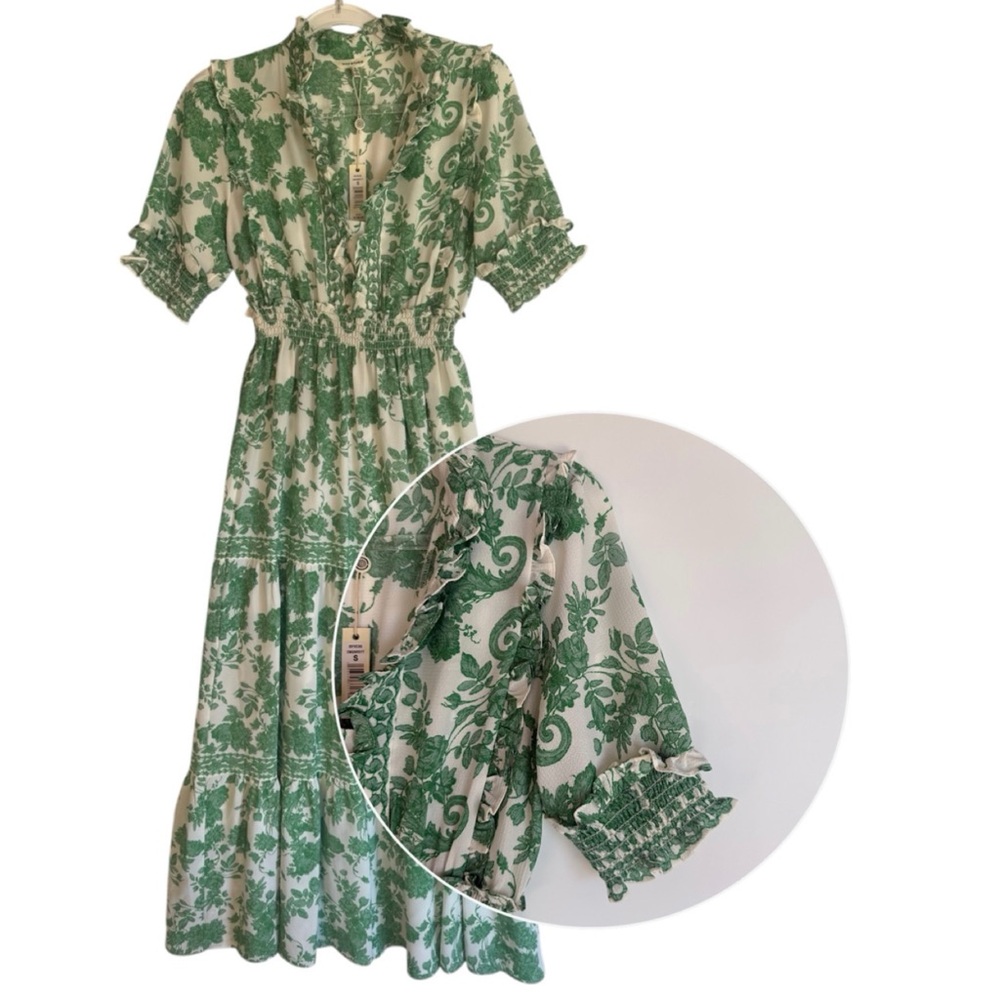 Max Studio Floral Maxi Dress Green and White Size Small New